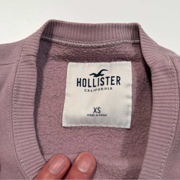 Hollister Womens Light Purple Crewneck Sweatshirt Size XS - Picture 3 of 12